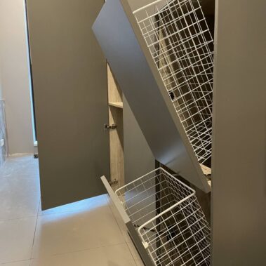 Шкаф в прихожую на заказ по индивидуальным размерам 3